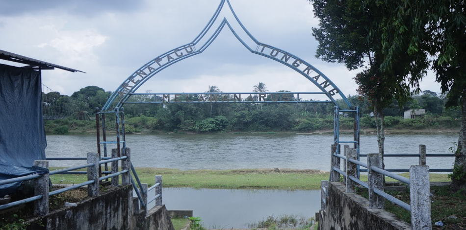 ARENA PACU TONGKANG
