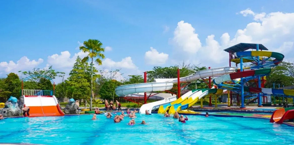BOMBARA WATERPARK